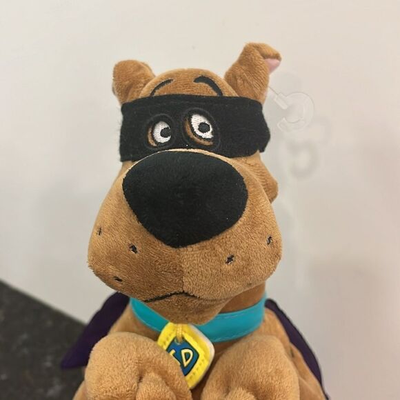 Hallmark Trick or Treatin' Scooby Doo Halloween Animated Talking Plush 12" 2008 - Picture 3 of 9